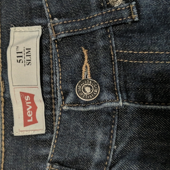 Levi's 511 Slim Jeans - Picture 2 of 3
